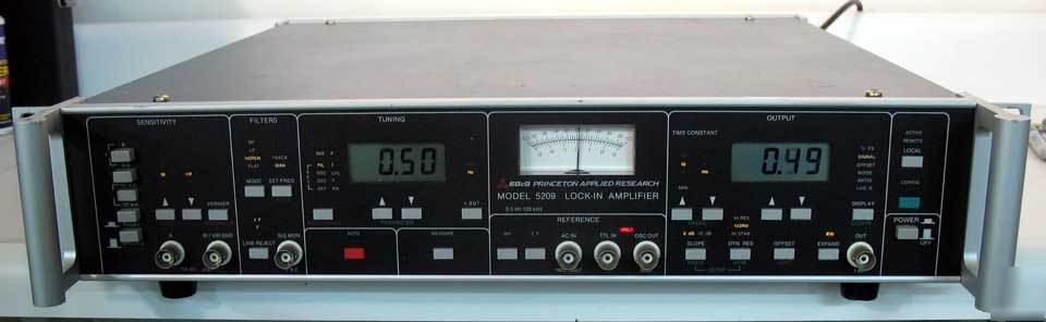 Eg&g 5209 lock-in amplifier single phase high perform.