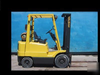 Forklift hyster 4,000# air tire(solids)low hours lpg 