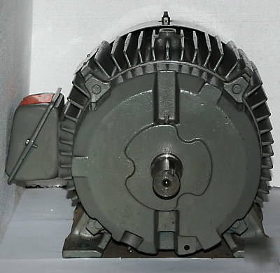 New reliance 25 hp 3515 rpm 3 phase motor surplus