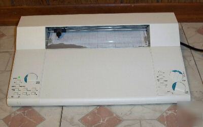 Kipp & zonen BD111 compact flatbed strip chart recorder