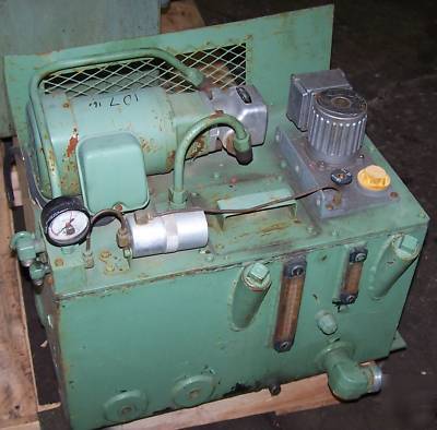 Lube automatic lube / hydraulic pumping system comb. 