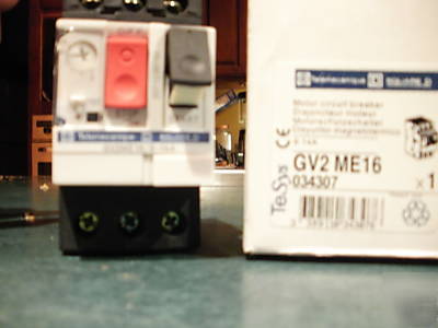 New telemecanique GV2-ME16 *** in box** GV2ME16 square d
