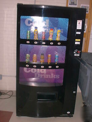  vendo 721 live display beverage soda vending machine