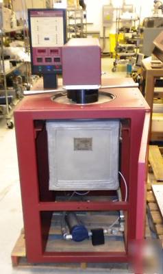 Web model 8000 gross and fine leak preconditioning syst