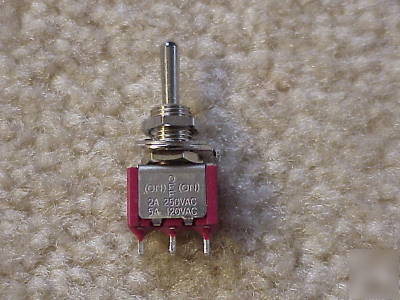 SPC4941 miniature toggle switchâ€“lot of 5- (on)-off-(on)