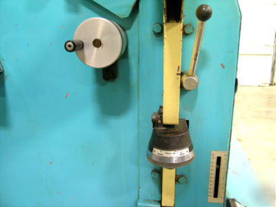 Amada promecam RG80-30 hydraulic upacting press brake
