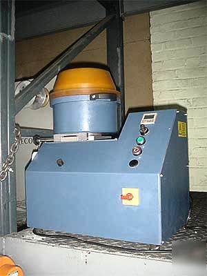 Dannemann SL5-1 dry centrifugal disc finishing machine