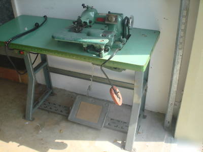 Us blind stitch machine sewing machine B518 no shipping