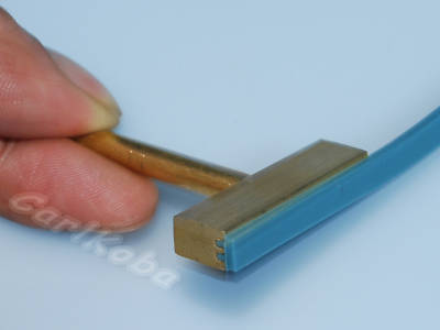 Metal tip&rubber stripe for fixing calculator telephone