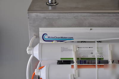 Reverse osmosis water machine (high volume, portable) 