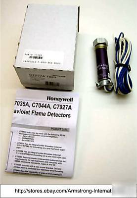 Honeywell C7027A1023 (C7023A 1023) u.v. flame detector