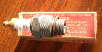 New old stock~ champion # 7 ~1/2 inch spark plug