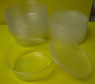 8 oz round plastic deli tubs w/lids-shipping or storage