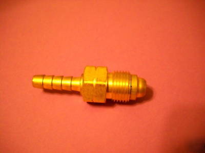 Welding fitting lh water nut & 1/4