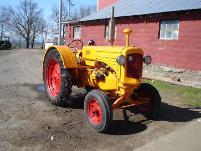 1938 minneapolis - moline z standard (zts) tractor