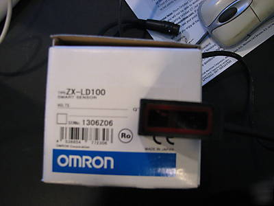 Omron zx-LD100 smart sensor