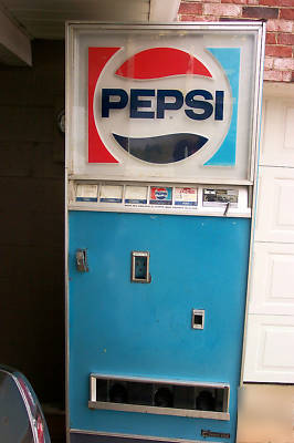 Vintage pepsi soda pop machine