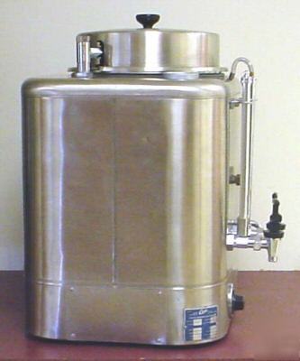 Wilbur curtis ru-150 3 gallon automatic coffee urn