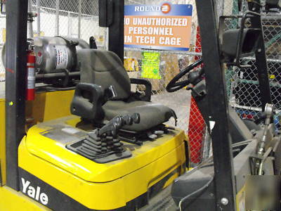 Yale lift truck forklift model GLC120MJNGAF084 