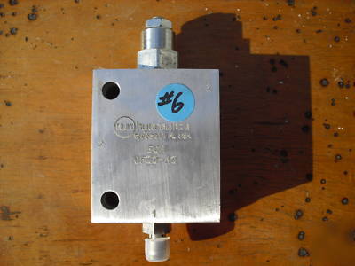 New sun hydraulics-ech body w/cdba-lhn valve-(#6) 