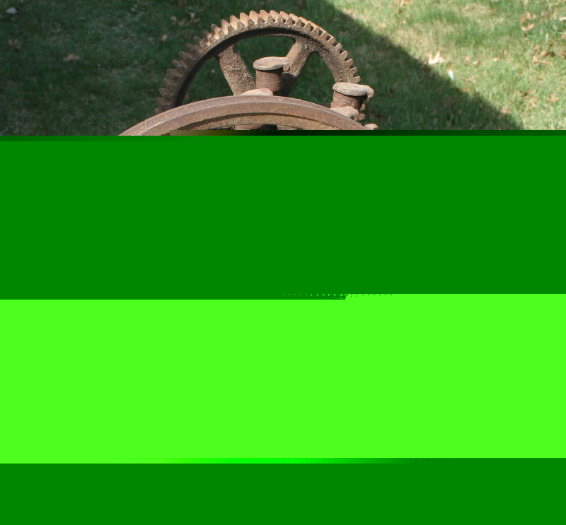 The neatest 2 cylinder antique iron water pump 