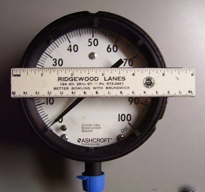 Ashcroft duragauge pressure gauge 45 1279AS 04L 100 