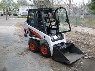 Bobcat 463- series year 2008 only 80 hours heated cab