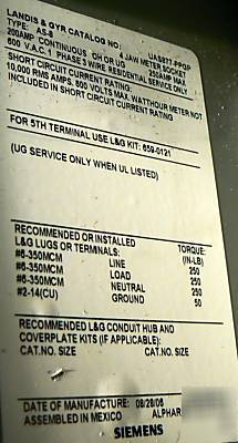 New lanis gyr UAS877-ppgp 200A meter socket w enclosure 