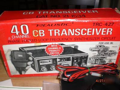 New realistic trc-427, 40 channel cb transceiver - 