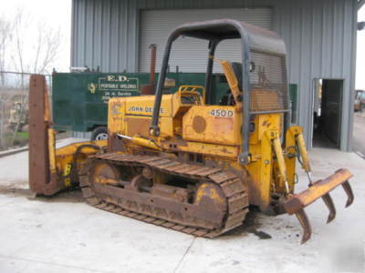 1985 john deere 450D dozer, u/c 60%, diesel, orop's