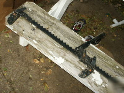Fence stretcher not used any more than needed - - -nice
