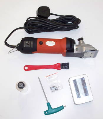 Professional 200W mains horse clippers