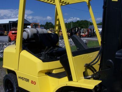 Hyster 8000 lb solid pneumatic forklift truck