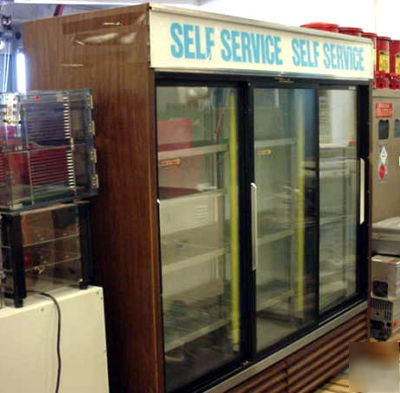 True reach - in glass slide door refrigerator 