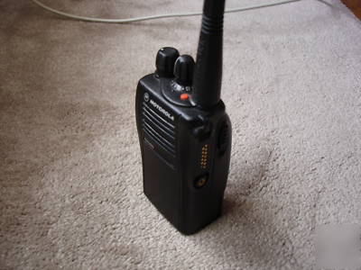 Motorola EX500 16CH uhf 450-512 radio 1250 w/charger ht