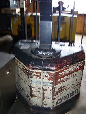 Crown walkie battery pallet truck jack fork lift PW3520