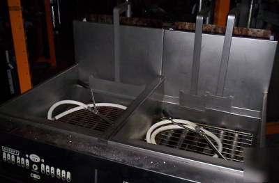 Hobart fryer 2HGC 85F natural gas