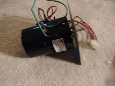 Magntek 1/30 hp inducer motor with centrifigal switch