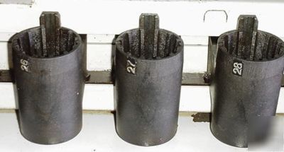 Cincinnati milacron atc automatic tool changer magazine