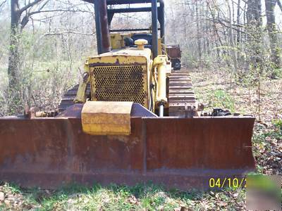 Dozer international harvest TD15B farm tractor