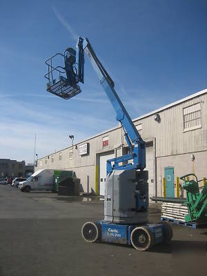 Genie Z30/20N electric boomlift articulating, narrow