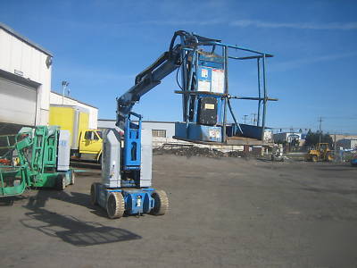 Genie Z30/20N electric boomlift articulating, narrow