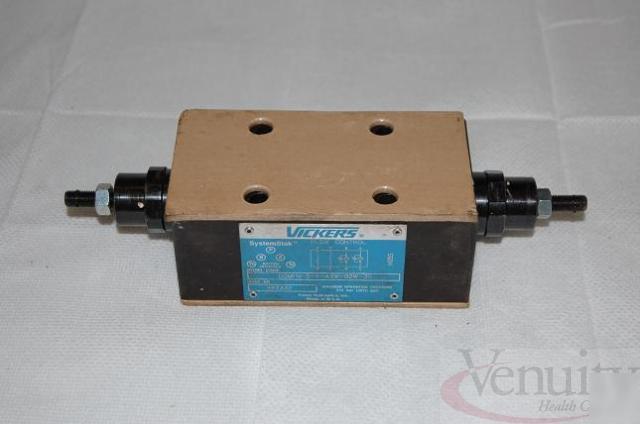 Vickers 867332 systemstak flow control valve 1EA