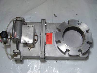 Vacuum research gate valve, i.d.: 5 3/8