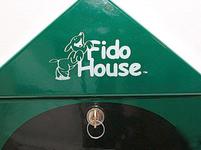 Howard pole/wall mount recept w/ fido hse litter dispen