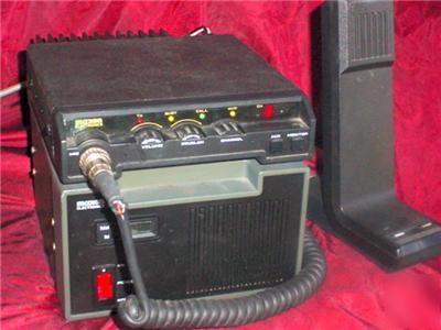 Maxon SM3010 +maxon MS0710 power base commercial radio