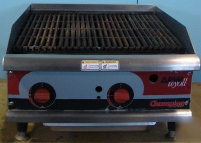 Apw wyott countertop char-rock charbroiler, propane