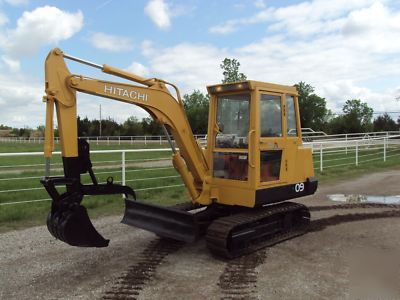 Hitachi UH09 trackhoe backhoe excavator kubota diesel