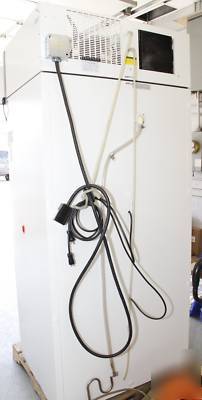 Thermo electron 3851 foma environmental chamber