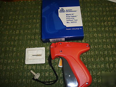 Avery dennison fine tagging tag basting gun quilting 14